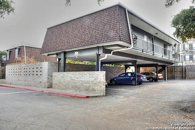 1045 Shook Ave #148-I — Photo 2