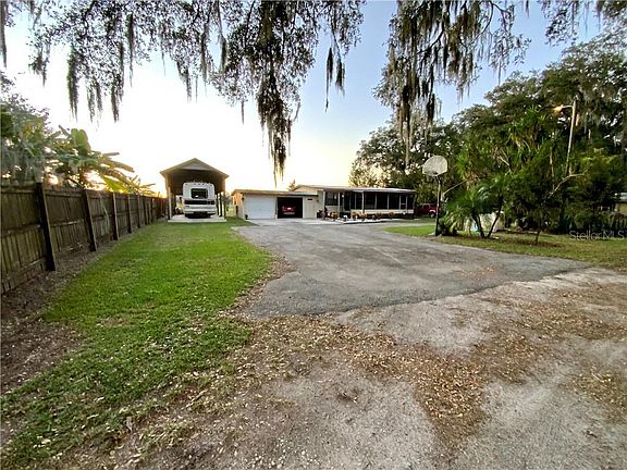 3rd image of 310 Joshua Ln