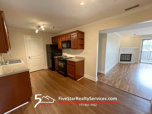 2nd image of 1370 Brook St APT L