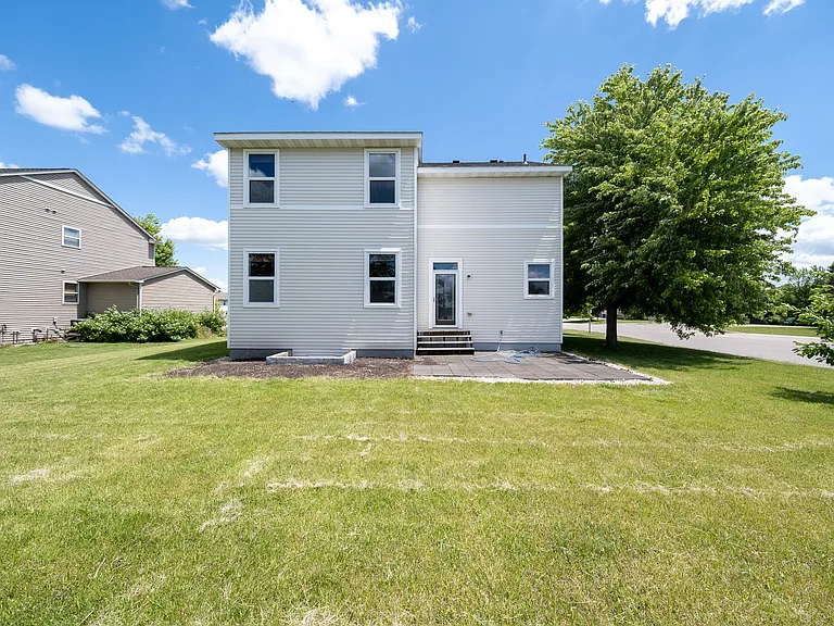 1814 Spring Creek Dr — Photo 33