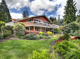 976 12th Ave, Fox Island, WA 98333