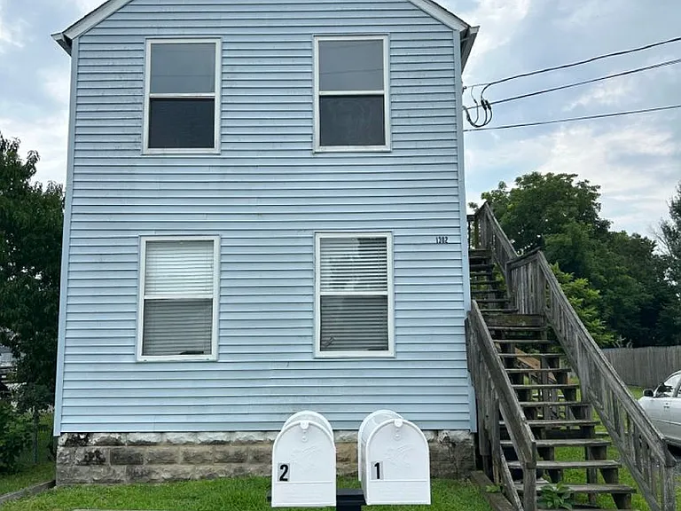 1302 McClellan Ave — Photo 1