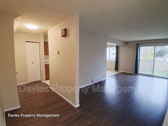 4th image of 7121 80th Ave NW