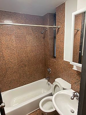 4th image of 114 E 97th St #5G