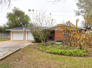 2003 E Mile 3 Rd, Palmhurst, TX 78573