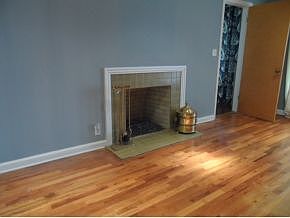 3rd image of 1516 N Hudson St