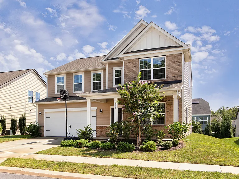 913 Ashton Oak Ct — Photo 3