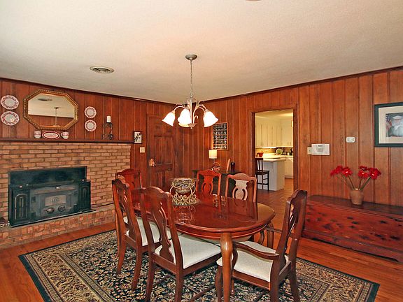 5th image of 614 Berkshire Dr