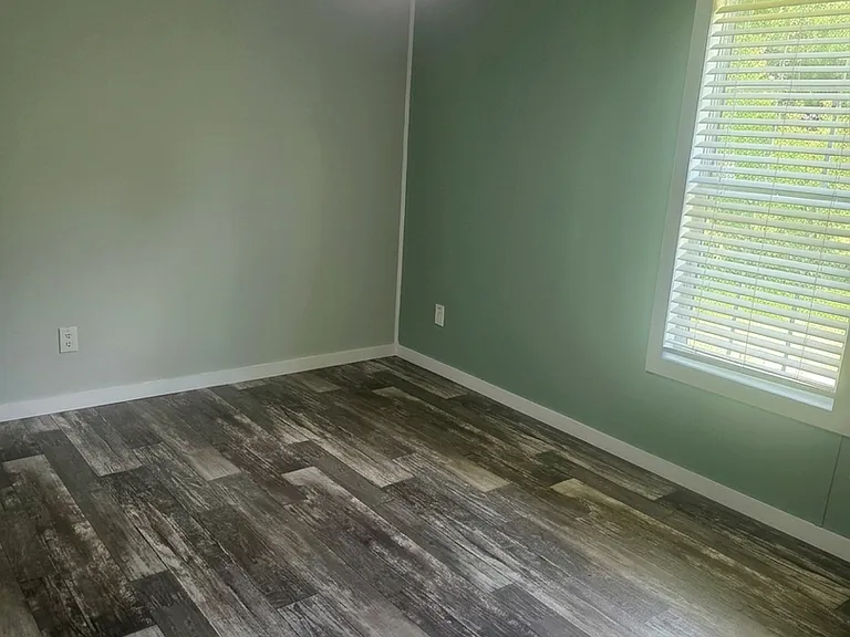 18043 Ferry Ave — Photo 19