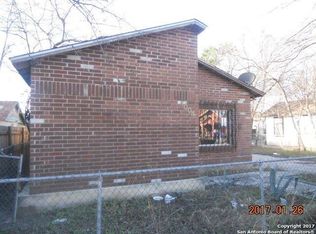 1004 Torreon St, San Antonio, TX 78207