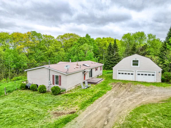 23 50th Fire Road, China, ME 04358