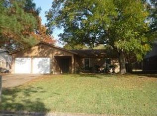 2511 Bent Tree Ln, Arlington, TX 76016