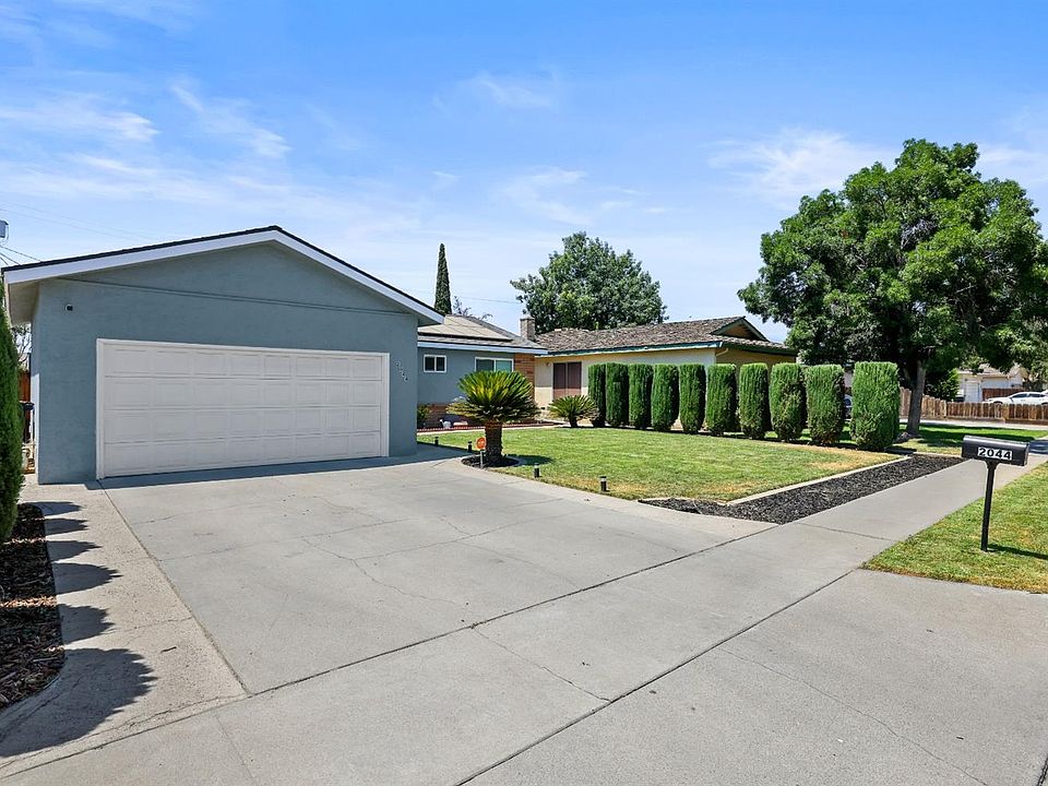 1st image of 2044 Stratford Way
