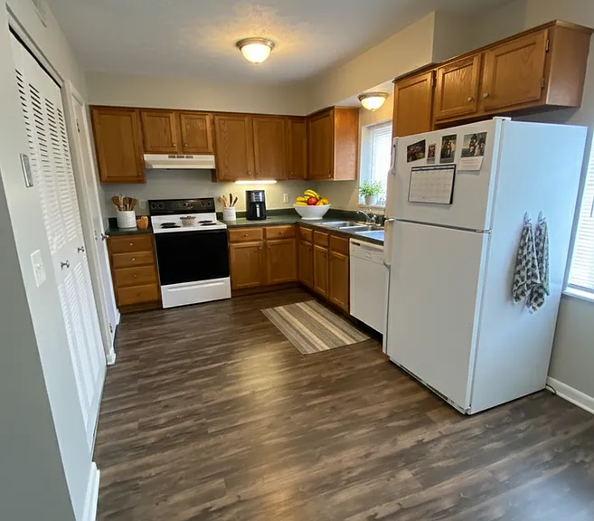 1492 Indianola Ave #7 — Photo 7