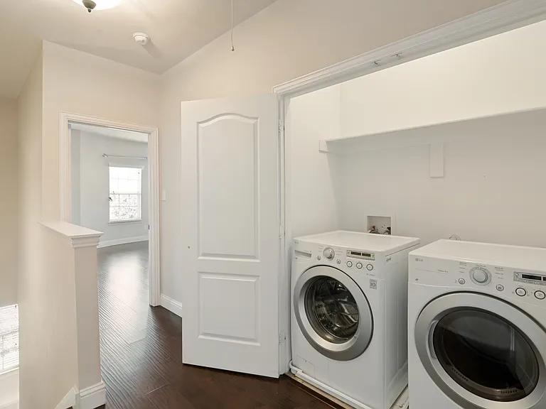 2500 Rockbrook Dr #82 — Photo 19
