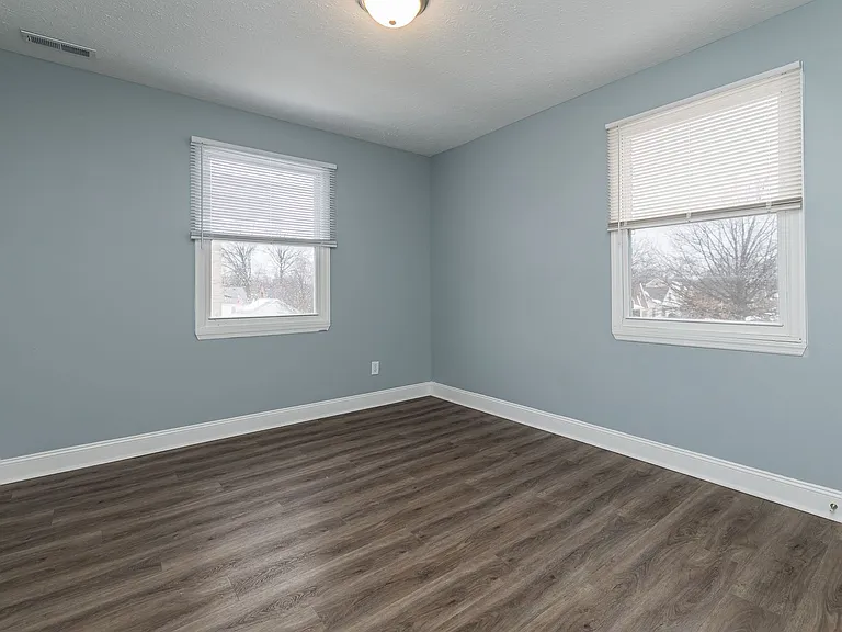 7310 Whittington Dr #16 — Photo 10