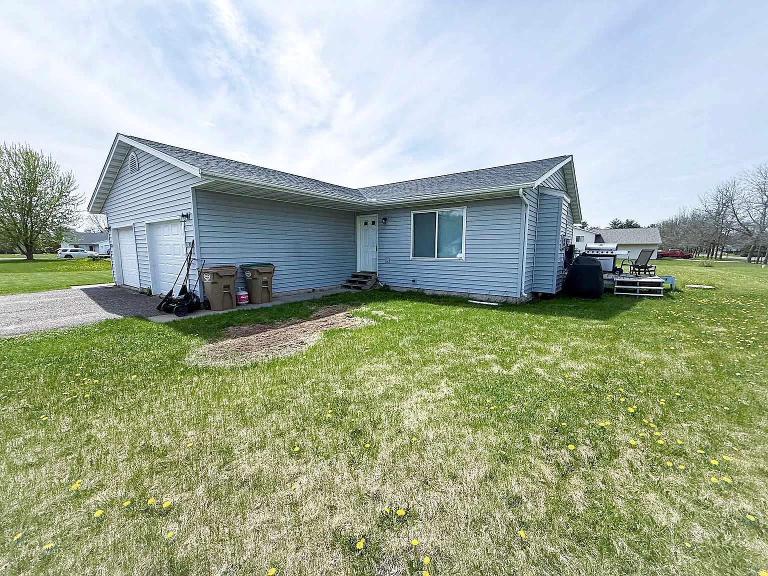 2 bed, 900 sqft, $1,295 — Photo 3