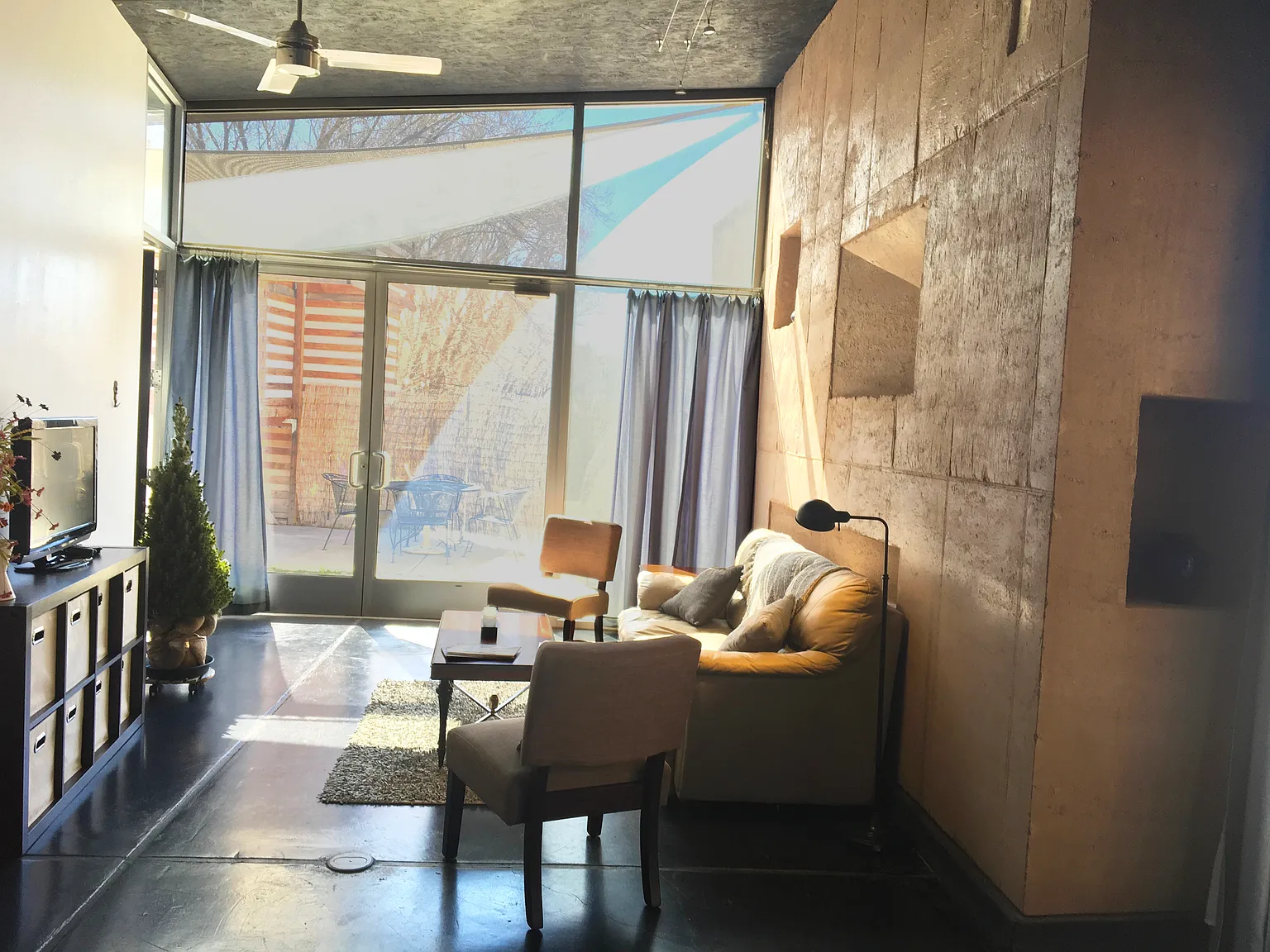 2 bed, $2,600 — Photo 1