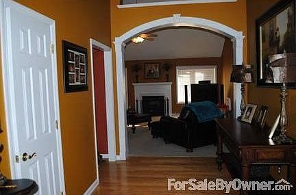 formal dining with hardwoods