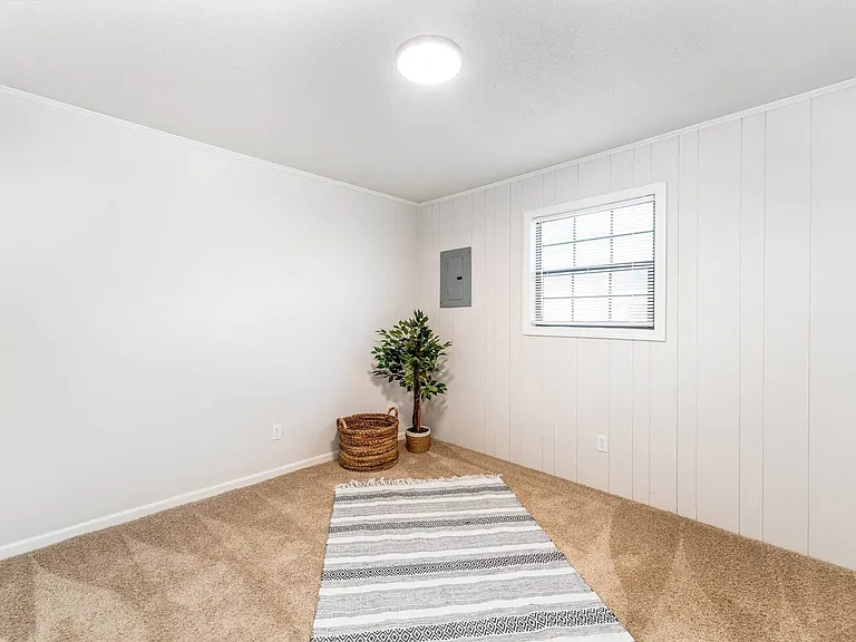 Linville Ridge Apartments — Photo 12