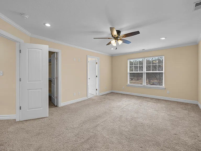 710 Beach Rd — Photo 20