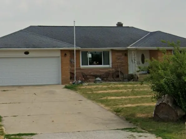 109 E State Route 116 Rd, Benson, IL 61516