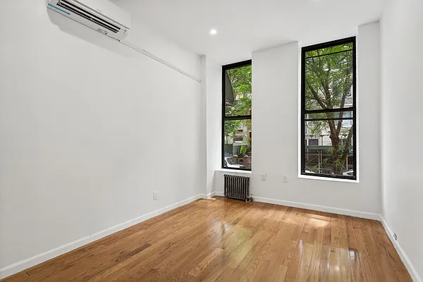 Rented by Compass | media 5