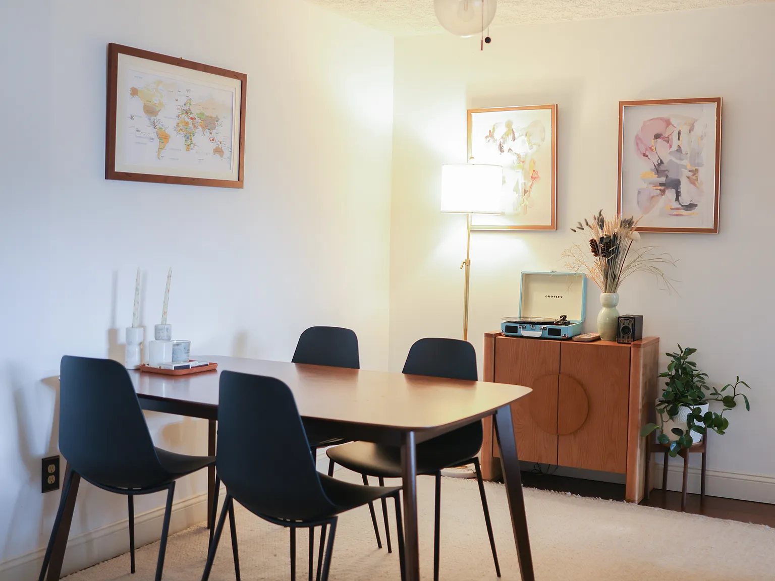 3 bed, 1248 sqft, $2,700 — Photo 4