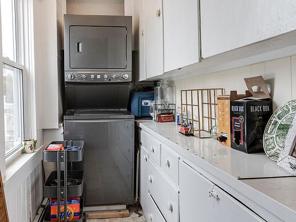 Private, in unit laundry