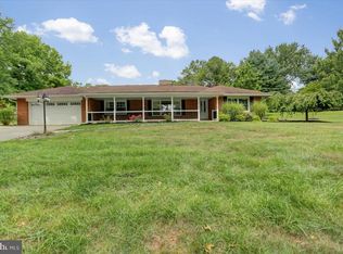 460 Saint Johns Dr, Camp Hill, PA