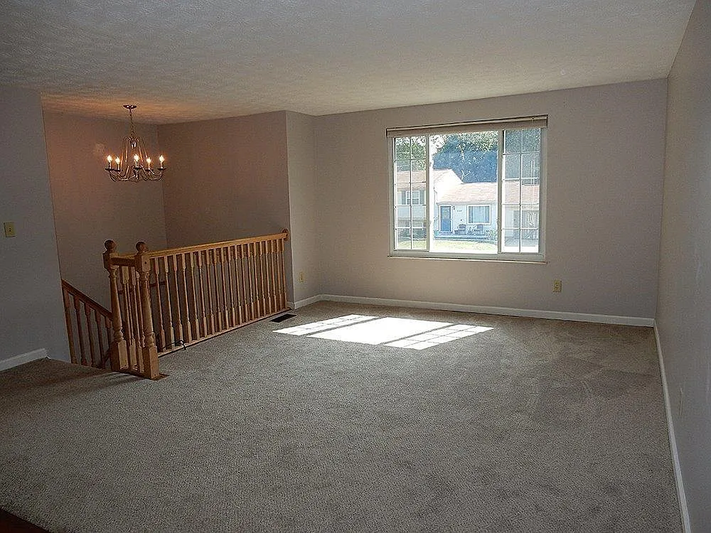 5067 Carter Court — Photo 3