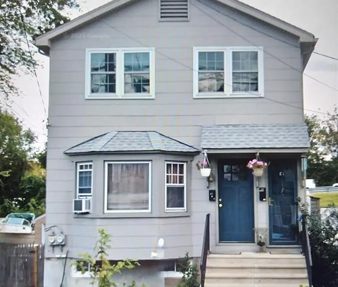 81 Mountainview Blvd #A — Photo 1