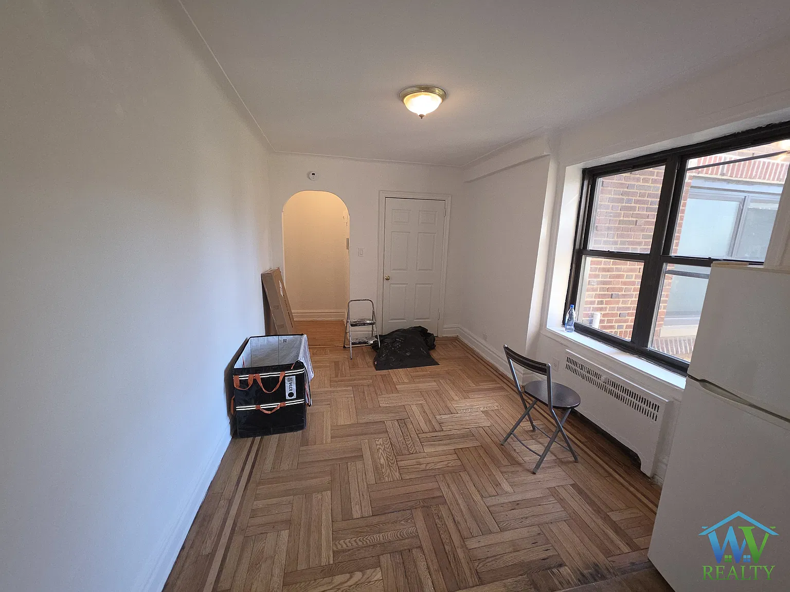 Studio, 450 sqft, $1,595 — Photo 3
