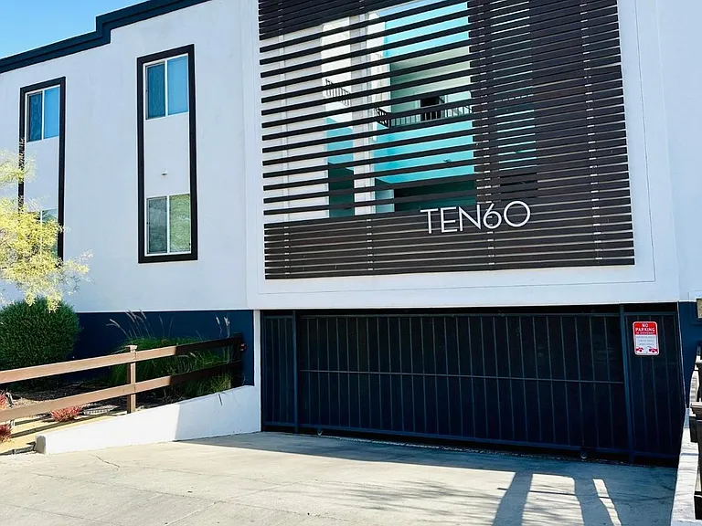 1060 Olive Ave #13 — Photo 5