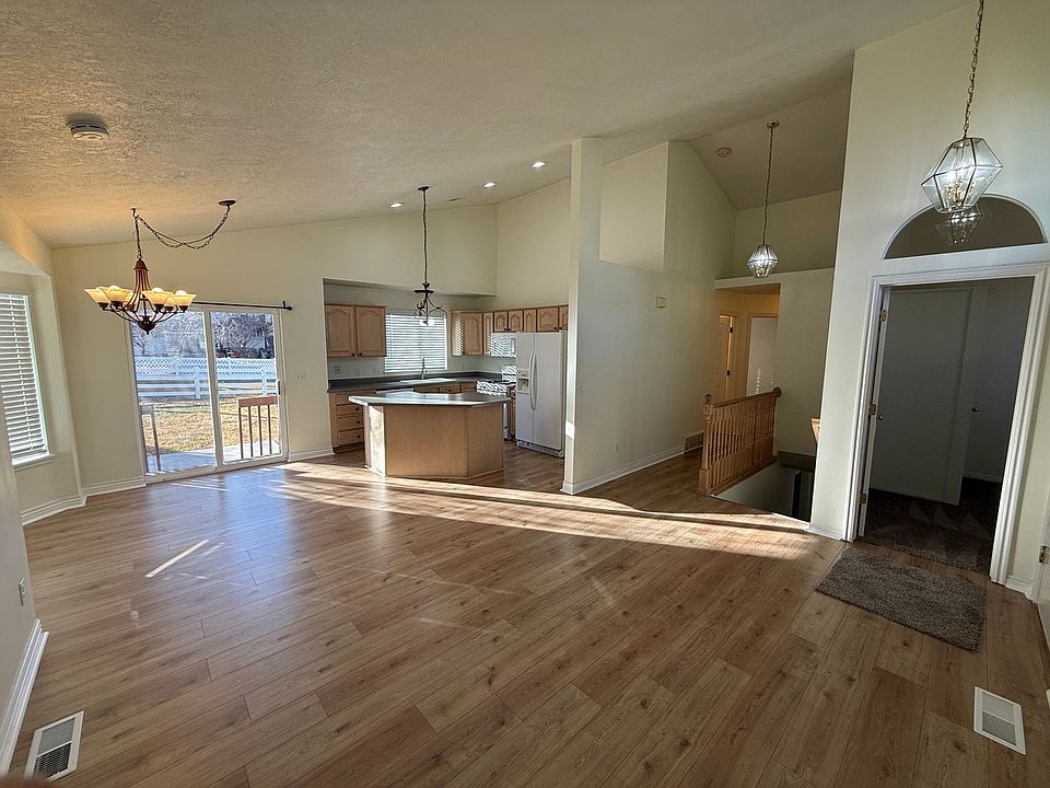 1st image of 13676 S Premier Ln
