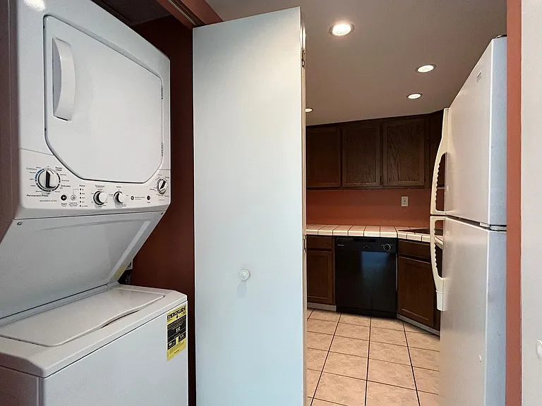 4928 W Brigantine Ct — Photo 12