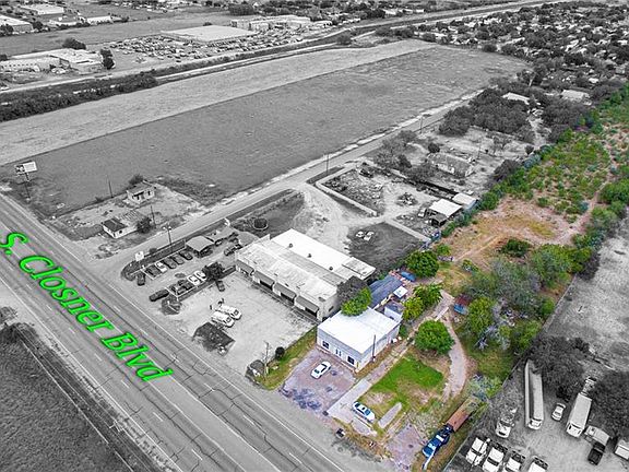 2nd image of 3420 S Us Highway 281