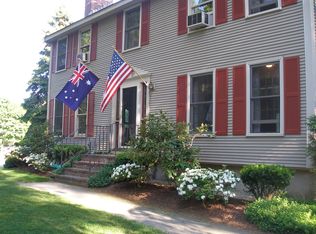 2 Crescent St, Salem, NH 03079