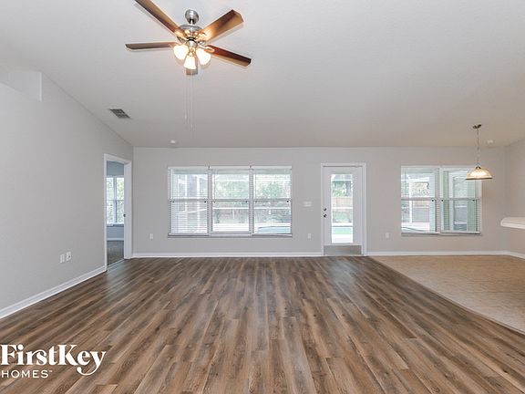 3rd image of 6807 Krenson Oaks Cir