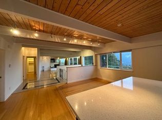 486 Craigmohr Dr #3, West Vancouver, BC V7S1W6