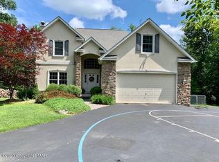 413 Ridge Cir, Cresco, PA 18326