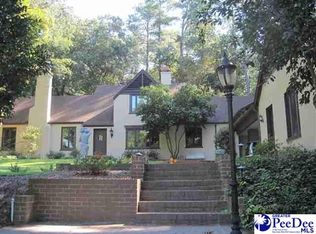 401 Woodland Dr, Hartsville, SC 29550