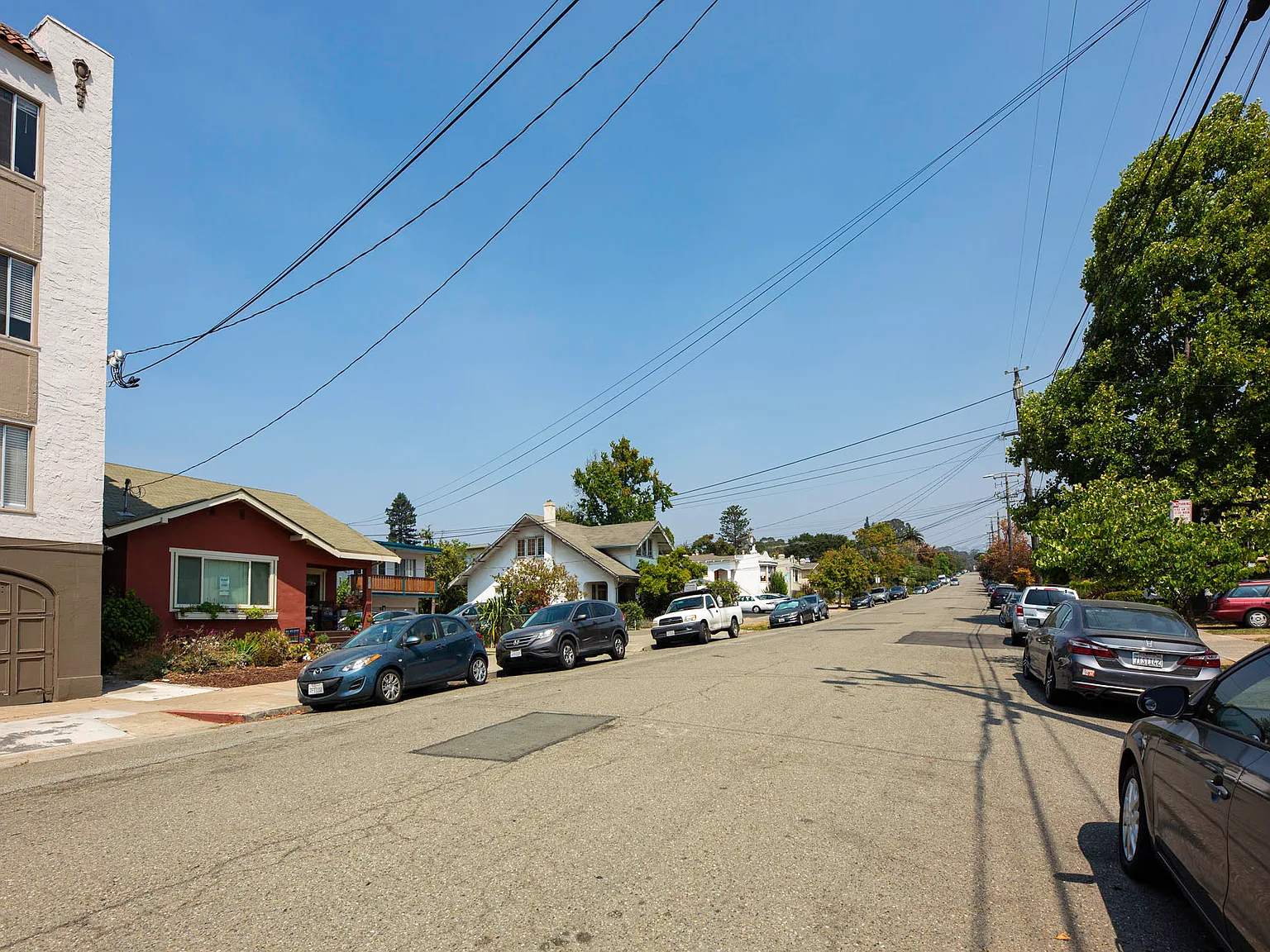 4231 Montgomery — Photo 4