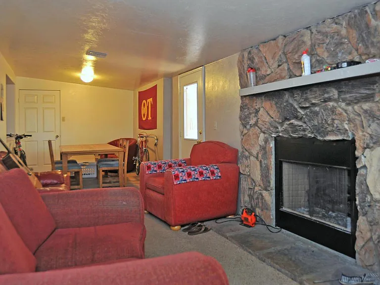 2805 N Highland Ave — Photo 13