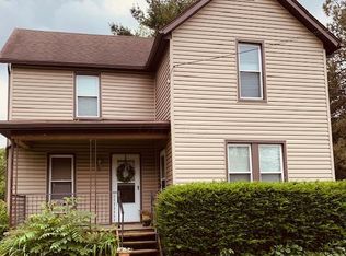 633 W William St, Delaware, OH 43015