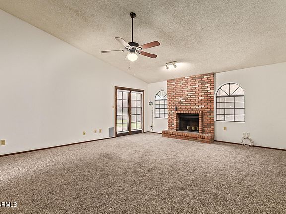4th image of 2407 W Kiowa Circle