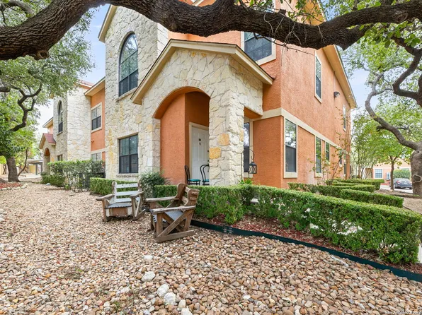 6160 Eckhert #204, San Antonio, TX 78240