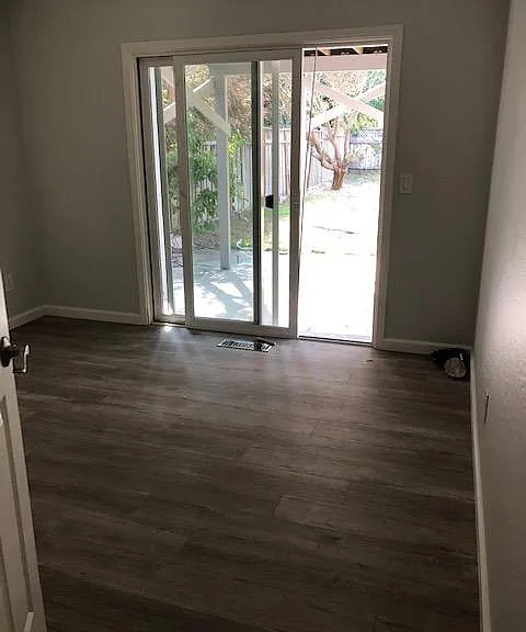 215 Alamo Ave — Photo 14