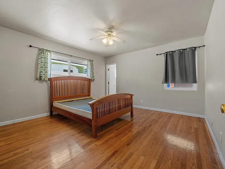 5658 Mary Lane Dr — Photo 28