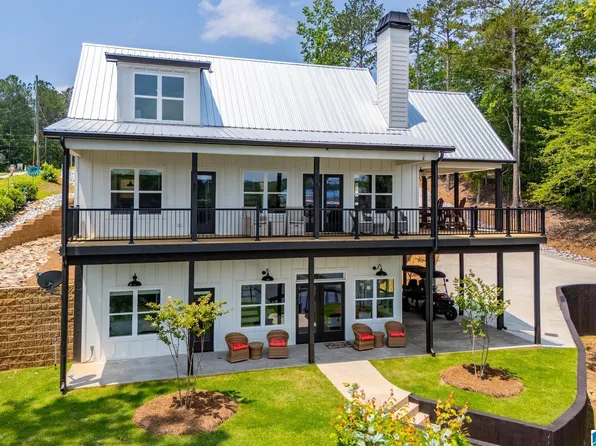 423 Pineywoods Dr, Wedowee, AL 36278